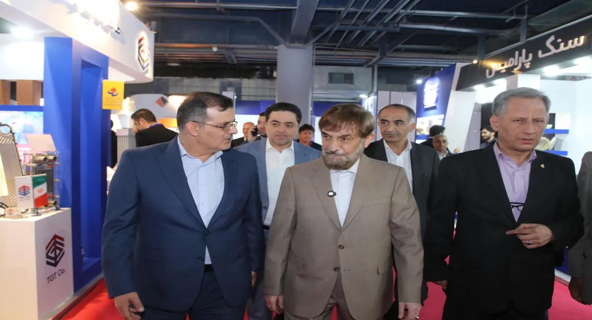 بازدید عضو مجمع تشخیص مصلحت نظام از بیست‌ونهمین نمایشگاه بین‌المللی نفت، گاز، پالایش و پتروشیمی