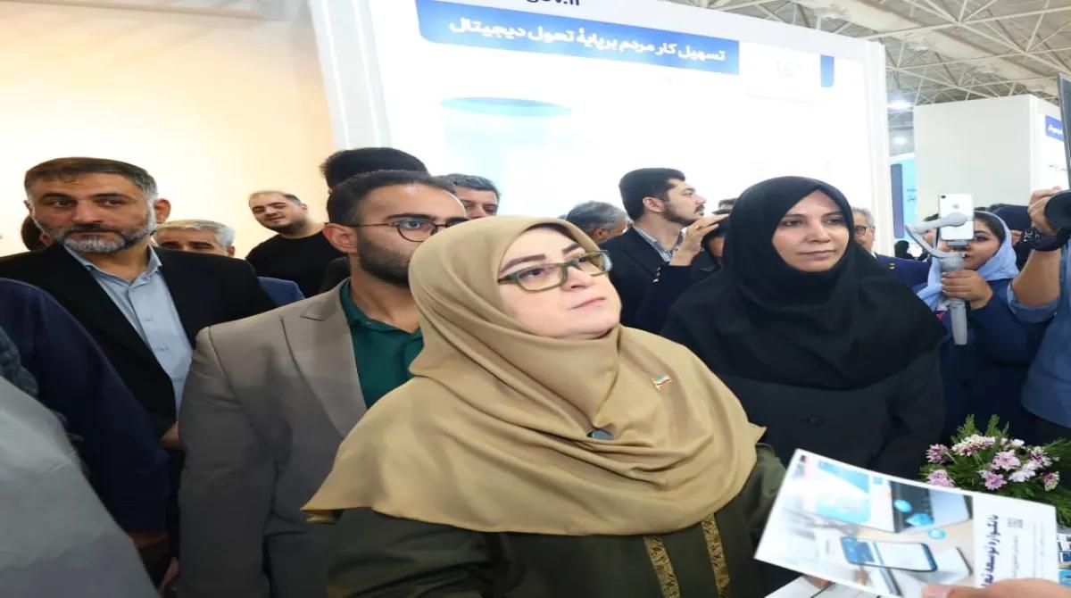 بازدید سخنگوی دولت از نمایشگاه الکامپ