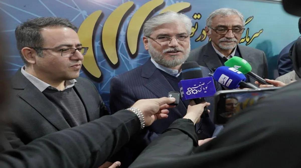 حسین سیمایی، وزیر علوم، تحقیقات و فناوری، در حاشیه افتتاحیه بیست و ششمین نمایشگاه دستاوردهای پژوهش، فناوری