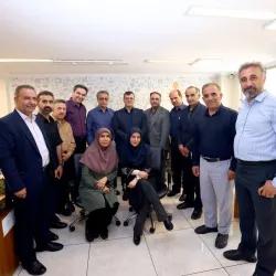 به مناسبت گرامیداشت روز خبرنگار انجام شد؛دیدار و نشست صمیمی بیک‌زاده با تحریریه گروه اقتصادی خبرگزاری صدا و سیما