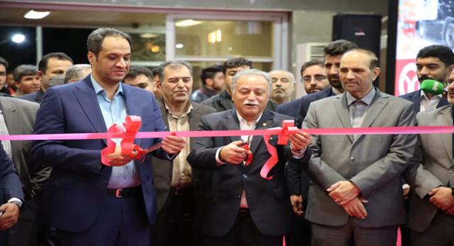 با حضور علایی و خرم صورت گرفت؛ آغاز به کار بیست و هفتمین نمایشگاه بین المللی تخصصی صنعت خودرو ایران- تبریز